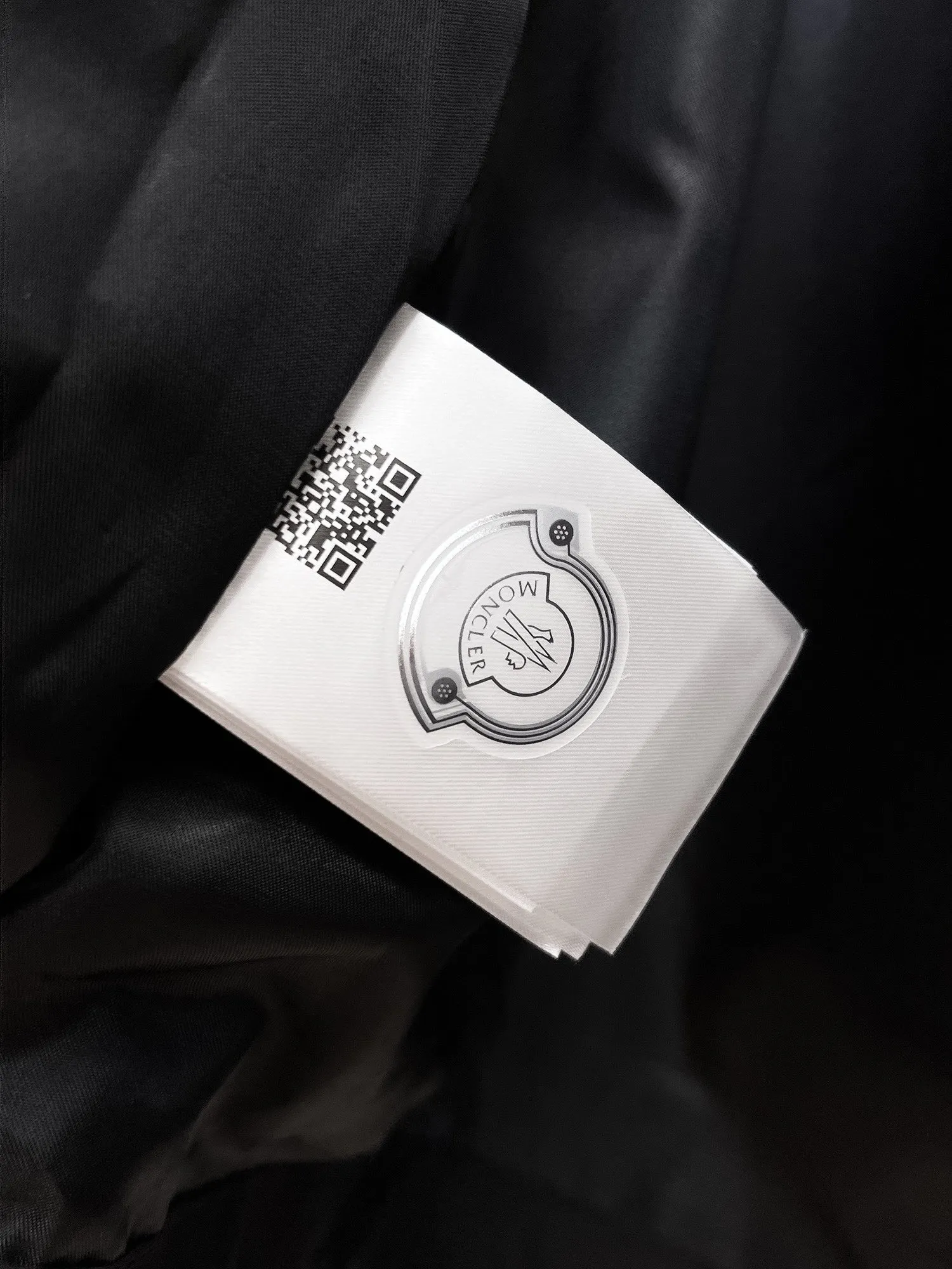 Same Style， ， 2026 New Arrival ， Original Premium Breathable ， ， ， Quality。 ， Sizes：M～3XL
